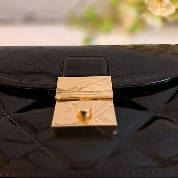 Mudd New Trendy Black Messenger Bag Crossbody Style Small Bag - Picture 4 of 9